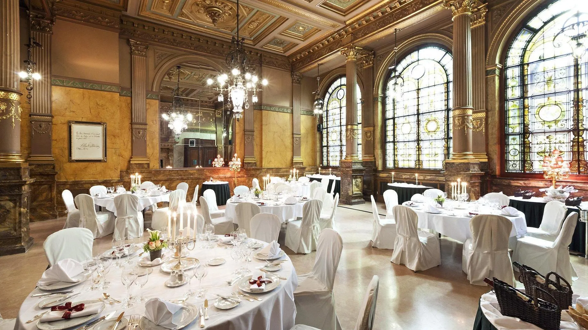 בריסל Hotel Metropole