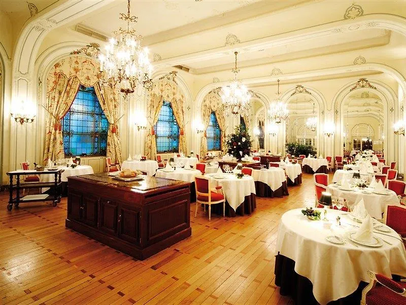 בריסל Hotel Metropole
