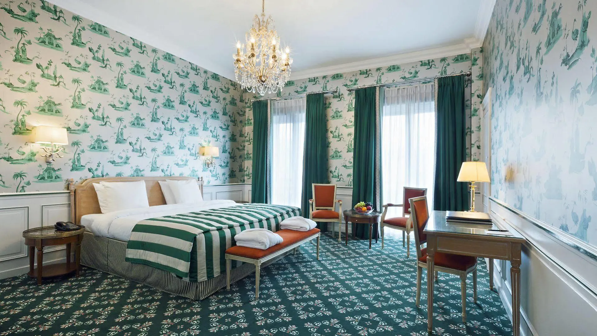 בריסל Hotel Metropole