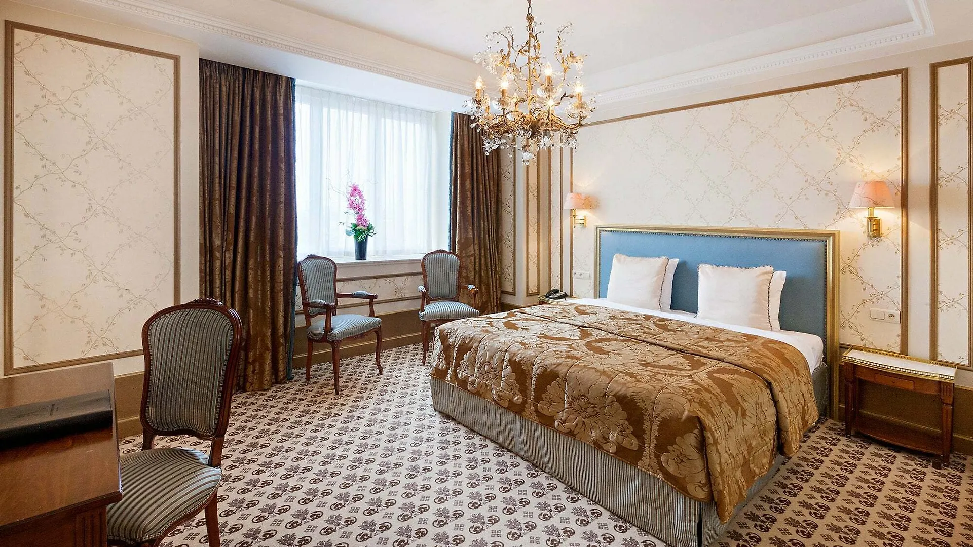 *****  בריסל Hotel Metropole בלגיה