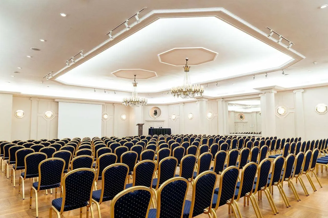בריסל Hotel Metropole