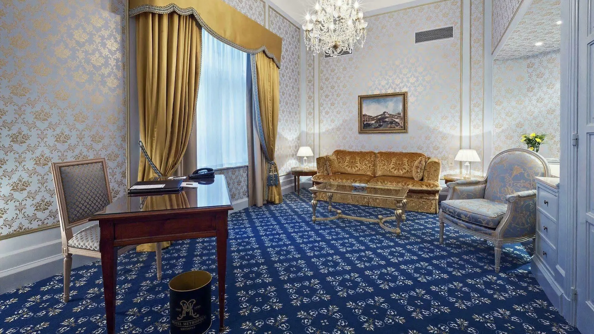 בריסל Hotel Metropole