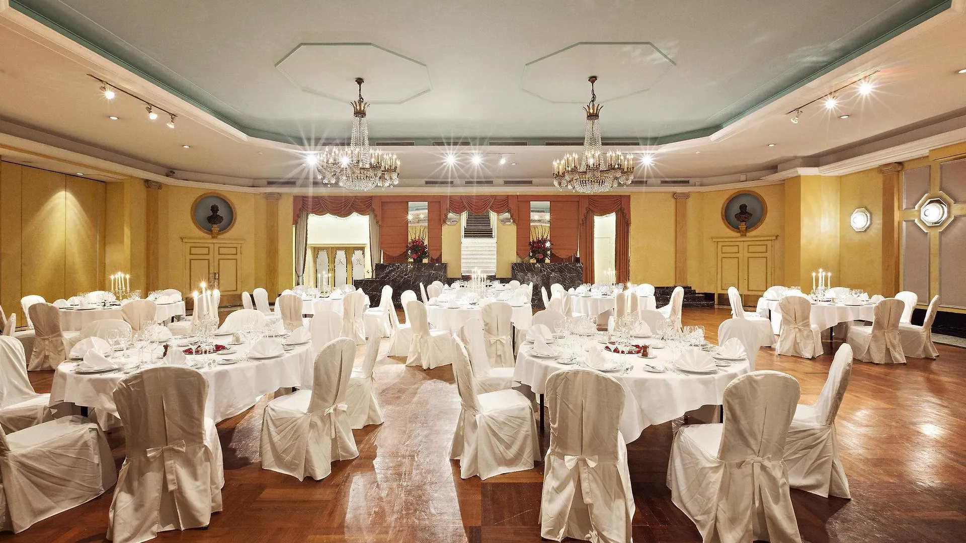 Hotel Metropole Brussels 5*,